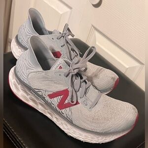 New Balance Men’s Freshfoam athletic shoes- Light gray and crimson.